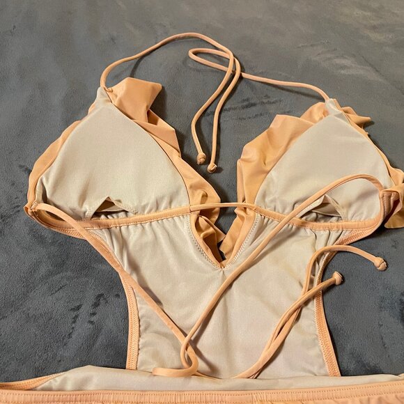Sexy Cutout Peach Swimsuit (S/M) - Picture 3 of 4